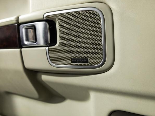 Land Rover Range Rover III Рестайлинг 2 с пробегом 2012 года, цена 1 844 585 рублей, 325729 км, внедорожник, Автокод Объявления