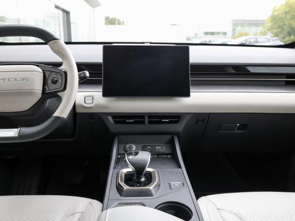 JETOUR DASHING I с пробегом 2023 года, цена 1 898 000 рублей, 63289 км, внедорожник, Автокод Объявления
