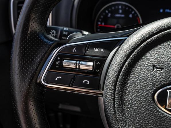 Kia Sportage IV Рестайлинг с пробегом 2020 года, цена 2 099 000 рублей, 103739 км, внедорожник, Автокод Объявления