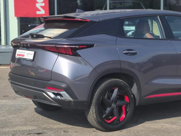 Omoda C5 I с пробегом 2022 года, цена 1 799 000 рублей, 16931 км, внедорожник, Автокод Объявления