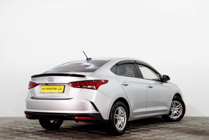 Hyundai Solaris II Рестайлинг с пробегом 2021 года, цена 1 589 000 рублей, 135000 км, седан, Автокод Объявления