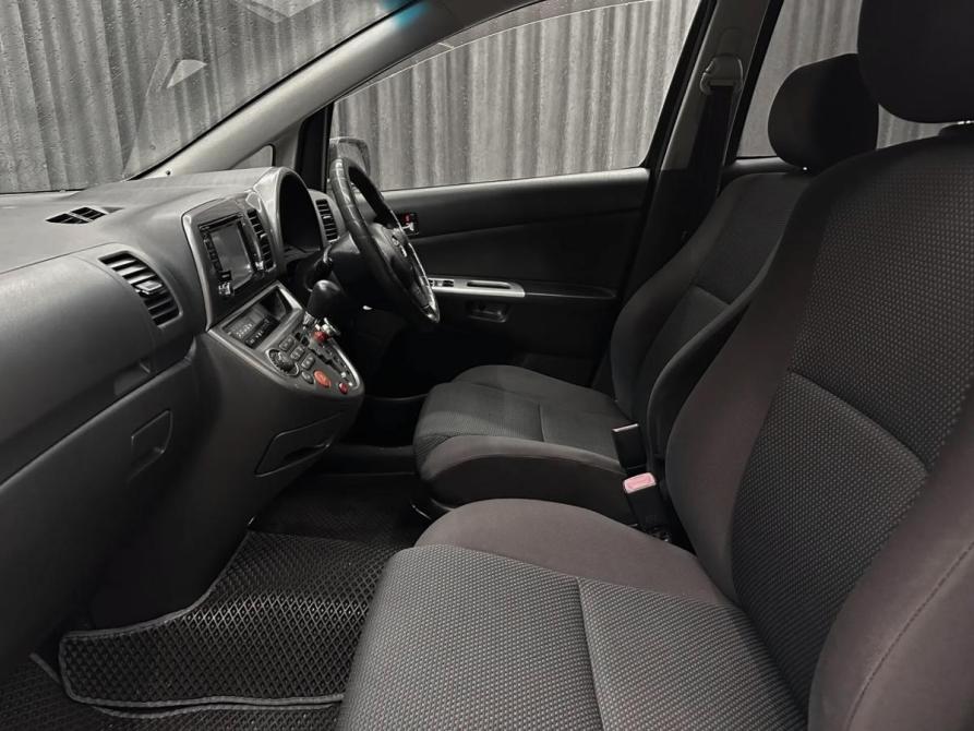 Toyota Wish I Красноярск  - изображение 9