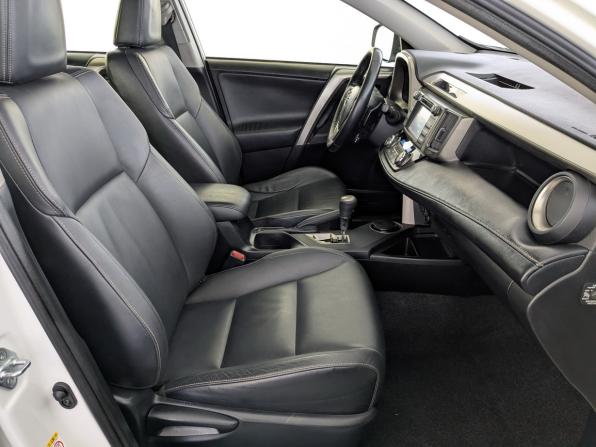 Toyota RAV4 IV (XA40) с пробегом 2015 года, цена 1 825 000 рублей, 236892 км, внедорожник, Автокод Объявления