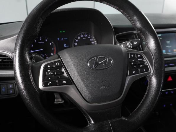 Hyundai Solaris II с пробегом 2018 года, цена 1 598 000 рублей, 100384 км, седан, Автокод Объявления