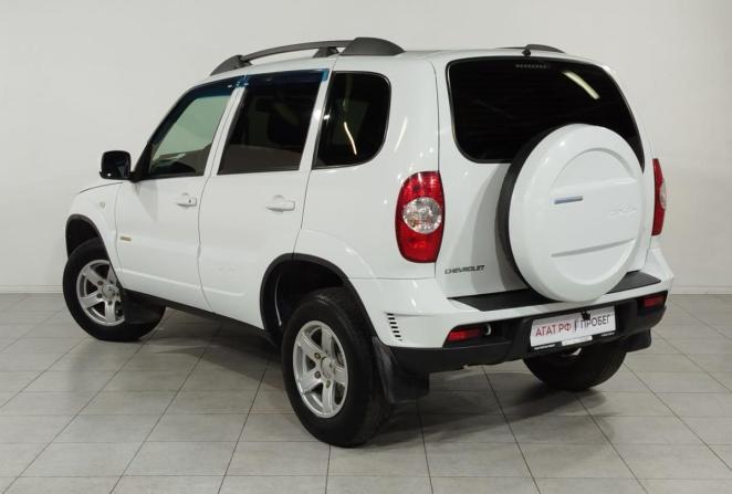 Chevrolet Niva I Рестайлинг с пробегом 2017 года, цена 800 000 рублей, 69208 км, внедорожник, Автокод Объявления