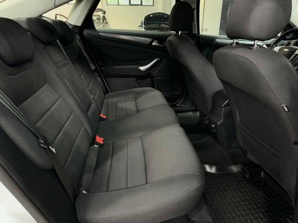Ford Mondeo IV Рестайлинг с пробегом 2012 года, цена 809 900 рублей, 228142 км, седан, Автокод Объявления