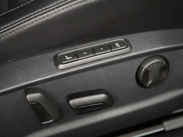 Volkswagen Passat B8 с пробегом 2016 года, цена 1 990 000 рублей, 67150 км, седан, Автокод Объявления