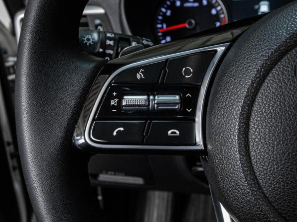 Kia Optima IV Рестайлинг с пробегом 2019 года, цена 1 632 000 рублей, 371362 км, седан, Автокод Объявления