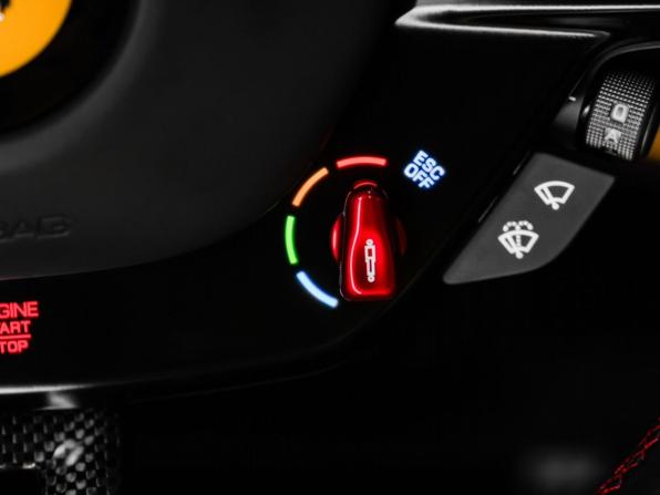 Ferrari SF90 I с пробегом 2025 года, цена 63 300 000 рублей, 63 км, кабриолет, Автокод Объявления