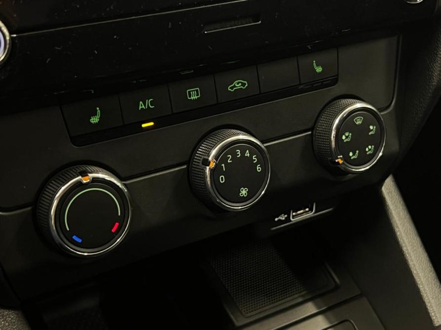Skoda Octavia III (A7) Рестайлинг Санкт-Петербург  - изображение 12