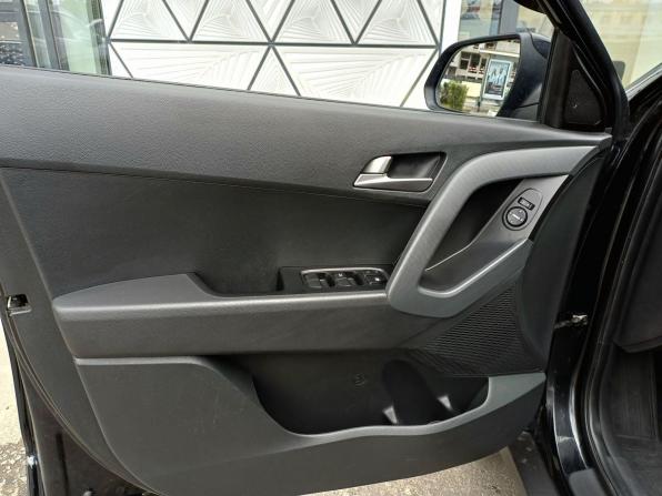 Hyundai Creta I с пробегом 2019 года, цена 1 699 000 рублей, 157215 км, внедорожник, Автокод Объявления