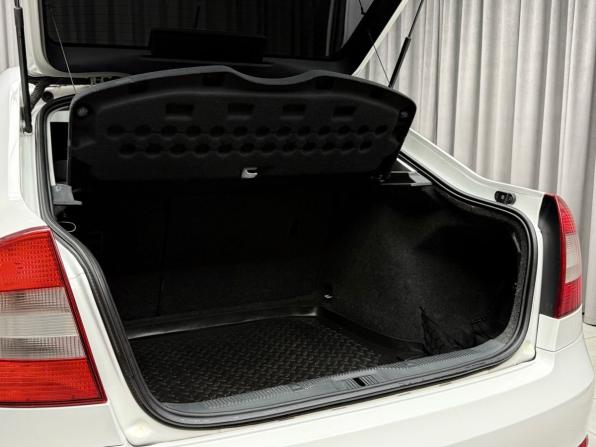 Skoda Octavia II (A5) Рестайлинг с пробегом 2011 года, цена 849 000 рублей, 172757 км, лифтбек, Автокод Объявления