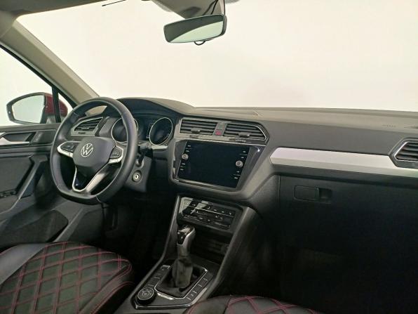 Volkswagen Tiguan II Рестайлинг с пробегом 2021 года, цена 3 225 000 рублей, 23800 км, внедорожник, Автокод Объявления