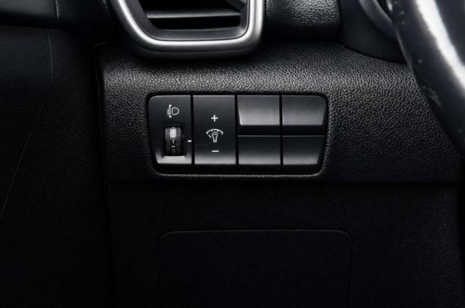 Kia Sportage IV Рестайлинг с пробегом 2018 года, цена 2 179 000 рублей, 139000 км, внедорожник, Автокод Объявления