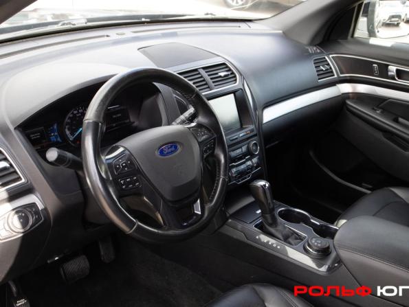 Ford Explorer V Рестайлинг с пробегом 2016 года, цена 2 268 000 рублей, 187256 км, внедорожник, Автокод Объявления