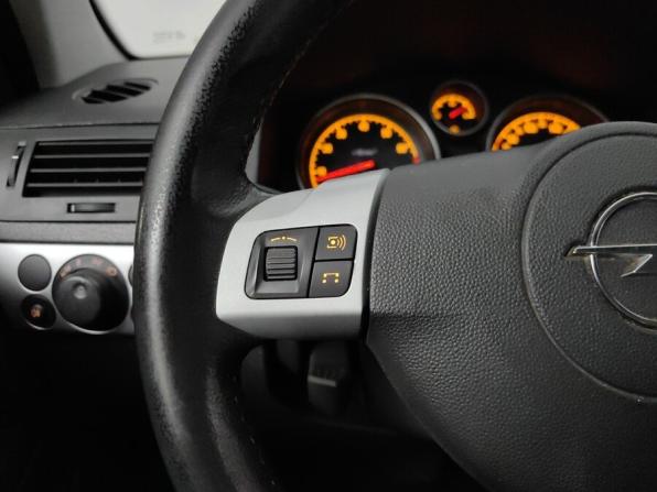 Opel Astra H Рестайлинг с пробегом 2012 года, цена 461 000 рублей, 204069 км, универсал, Автокод Объявления