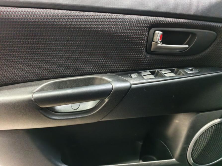 Mazda 3 I (BK) Рестайлинг Курск  - изображение 13