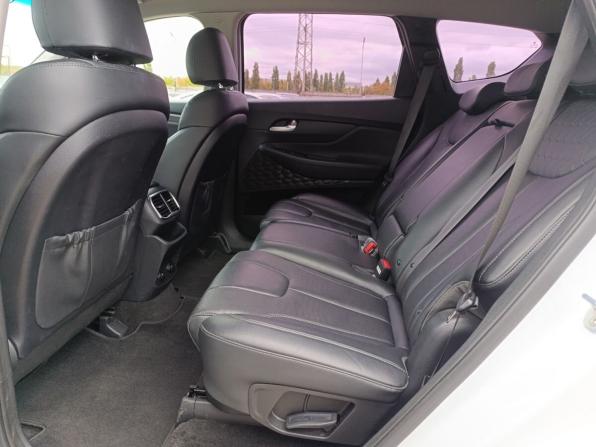 Hyundai Santa Fe IV с пробегом 2019 года, цена 2 650 000 рублей, 150608 км, внедорожник, Автокод Объявления