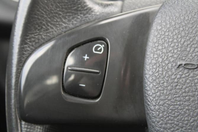 Renault Sandero II с пробегом 2016 года, цена 900 000 рублей, 104000 км, хэтчбек, Автокод Объявления