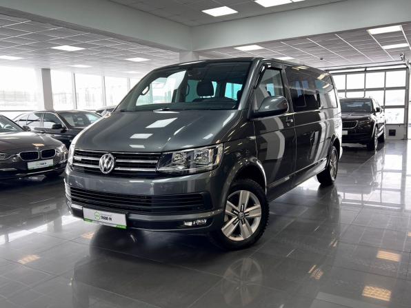 Volkswagen Multivan T6 с пробегом 2019 года, цена 3 395 000 рублей, 146822 км, минивэн, Автокод Объявления