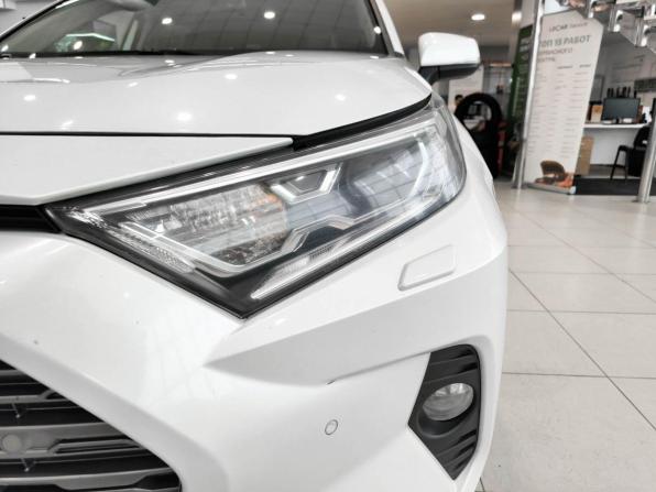 Toyota RAV4 V (XA50) с пробегом 2022 года, цена 3 550 000 рублей, 88229 км, внедорожник, Автокод Объявления