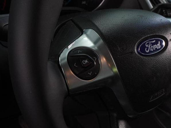 Ford Focus III с пробегом 2012 года, цена 649 000 рублей, 257855 км, универсал, Автокод Объявления