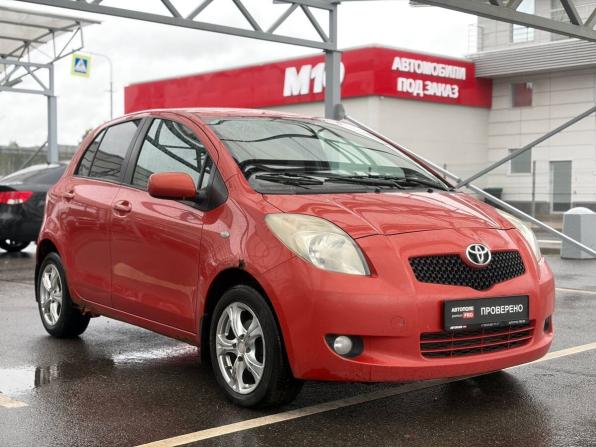 Toyota Yaris II с пробегом 2007 года, цена 395 000 рублей, 287000 км, хэтчбек, Автокод Объявления