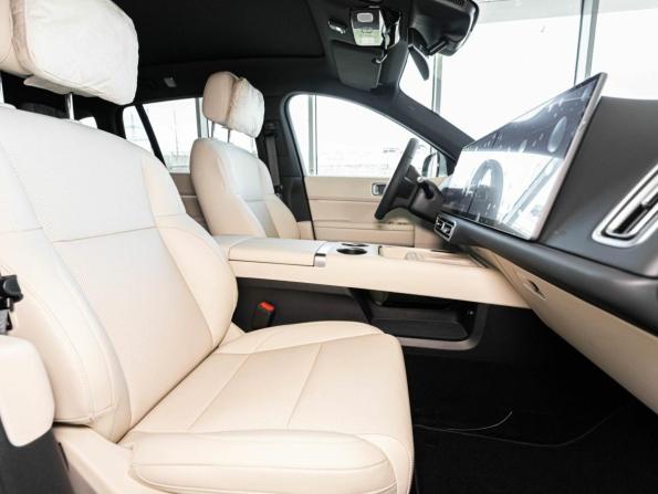Новый Li Auto (Lixiang) L6 2025 года, цена 9 290 000 рублей, внедорожник, Автокод Объявления