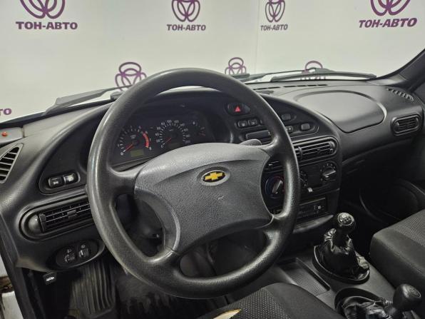Chevrolet Niva I с пробегом 2007 года, цена 235 000 рублей, 204902 км, внедорожник, Автокод Объявления