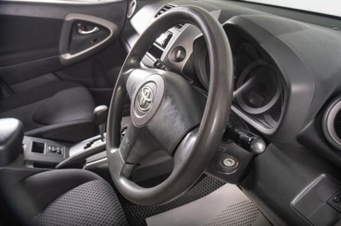 Toyota RAV4 III (XA30) с пробегом 2005 года, цена 949 000 рублей, 176000 км, внедорожник, Автокод Объявления
