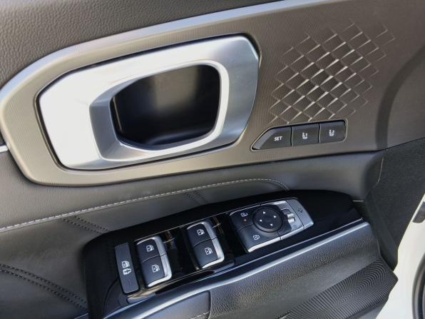 Kia Sorento IV Рестайлинг с пробегом 2024 года, цена 5 999 000 рублей, 13500 км, внедорожник, Автокод Объявления
