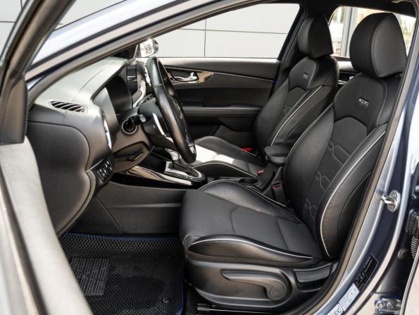 Kia Cerato IV Рестайлинг с пробегом 2021 года, цена 2 165 000 рублей, 135091 км, седан, Автокод Объявления