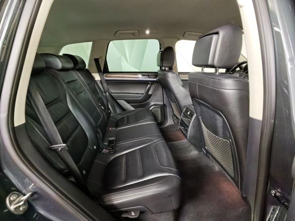 Volkswagen Touareg II Рестайлинг с пробегом 2015 года, цена 2 199 000 рублей, 250861 км, внедорожник, Автокод Объявления