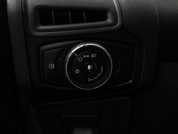 Ford Focus III с пробегом 2015 года, цена 878 000 рублей, 171863 км, хэтчбек, Автокод Объявления