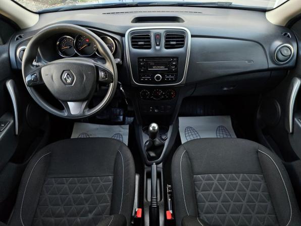 Renault Sandero II с пробегом 2016 года, цена 980 000 рублей, 60000 км, хэтчбек, Автокод Объявления