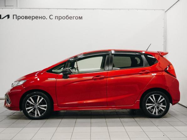 Honda Fit III Рестайлинг с пробегом 2017 года, цена 1 079 000 рублей, 149751 км, хэтчбек, Автокод Объявления