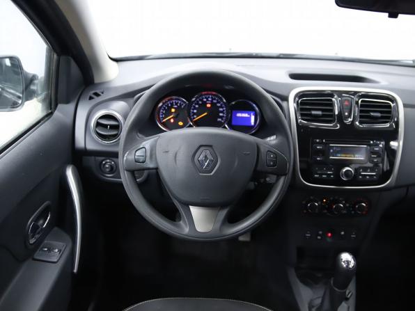 Renault Logan II с пробегом 2016 года, цена 690 000 рублей, 126368 км, седан, Автокод Объявления