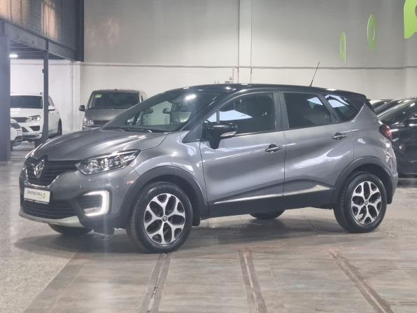 Renault Kaptur I с пробегом 2017 года, цена 929 000 рублей, 202317 км, внедорожник, Автокод Объявления