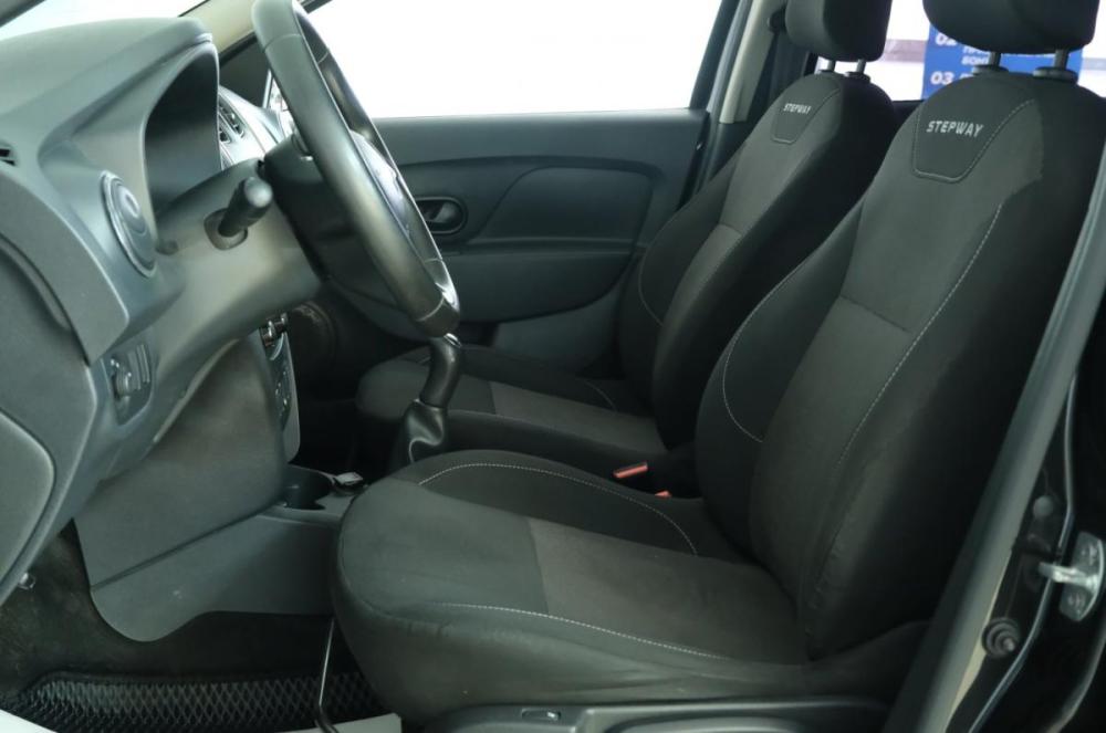 Renault Logan II Рестайлинг Омск  - изображение 8