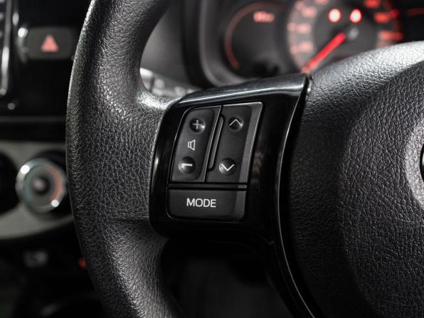 Toyota Vitz III (XP130) Рестайлинг 2 с пробегом 2019 года, цена 1 099 500 рублей, 65166 км, хэтчбек, Автокод Объявления