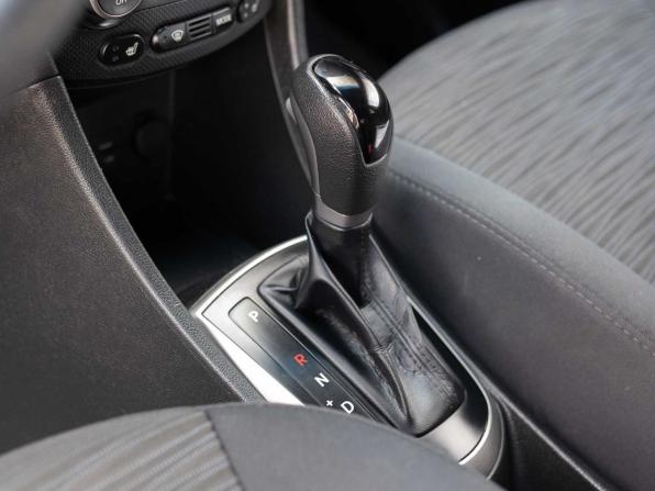 Hyundai Solaris I Рестайлинг с пробегом 2016 года, цена 840 000 рублей, 185195 км, седан, Автокод Объявления