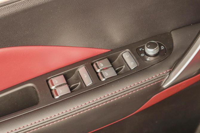 Geely Coolray I с пробегом 2021 года, цена 2 229 000 рублей, 35000 км, внедорожник, Автокод Объявления
