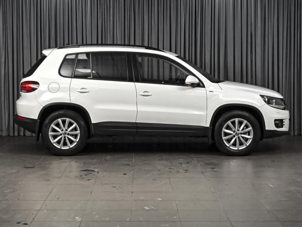 Volkswagen Tiguan I Рестайлинг с пробегом 2016 года, цена 1 790 000 рублей, 137092 км, внедорожник, Автокод Объявления