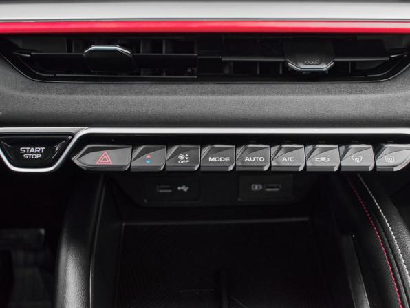 Geely Coolray I Рестайлинг с пробегом 2024 года, цена 2 090 000 рублей, 23064 км, внедорожник, Автокод Объявления