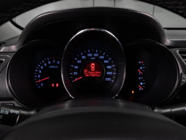 Kia Rio III с пробегом 2012 года, цена 899 000 рублей, 178672 км, седан, Автокод Объявления