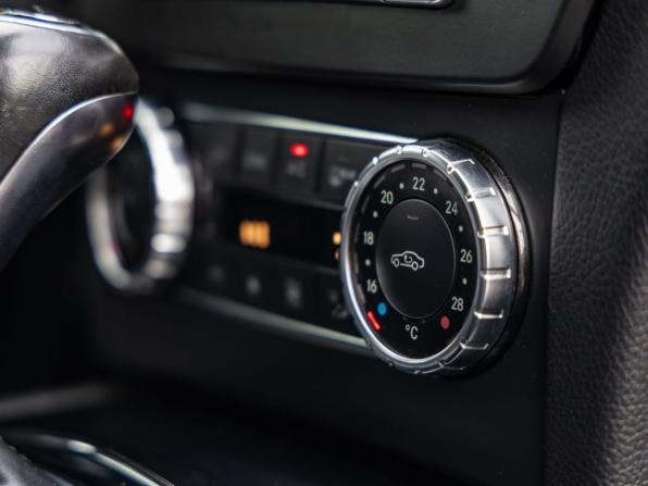 Mercedes-Benz C-Класс III (W204) Рестайлинг с пробегом 2011 года, цена 1 488 000 рублей, 198520 км, седан, Автокод Объявления