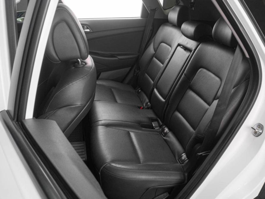 Hyundai Tucson III Тюмень  - изображение 13