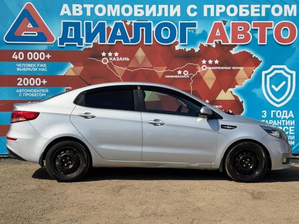 Kia Rio III Рестайлинг с пробегом 2016 года, цена 920 000 рублей, 97504 км, седан, Автокод Объявления