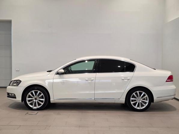 Volkswagen Passat B7 с пробегом 2012 года, цена 1 375 000 рублей, 153686 км, седан, Автокод Объявления
