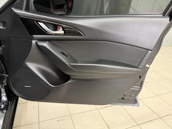 Mazda 3 III (BM) с пробегом 2013 года, цена 1 428 000 рублей, 129194 км, хэтчбек, Автокод Объявления
